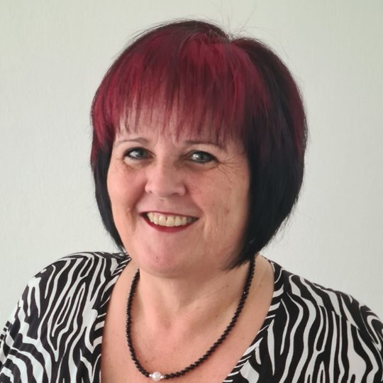 Martina Loidl, Anmeldung & Assistenz